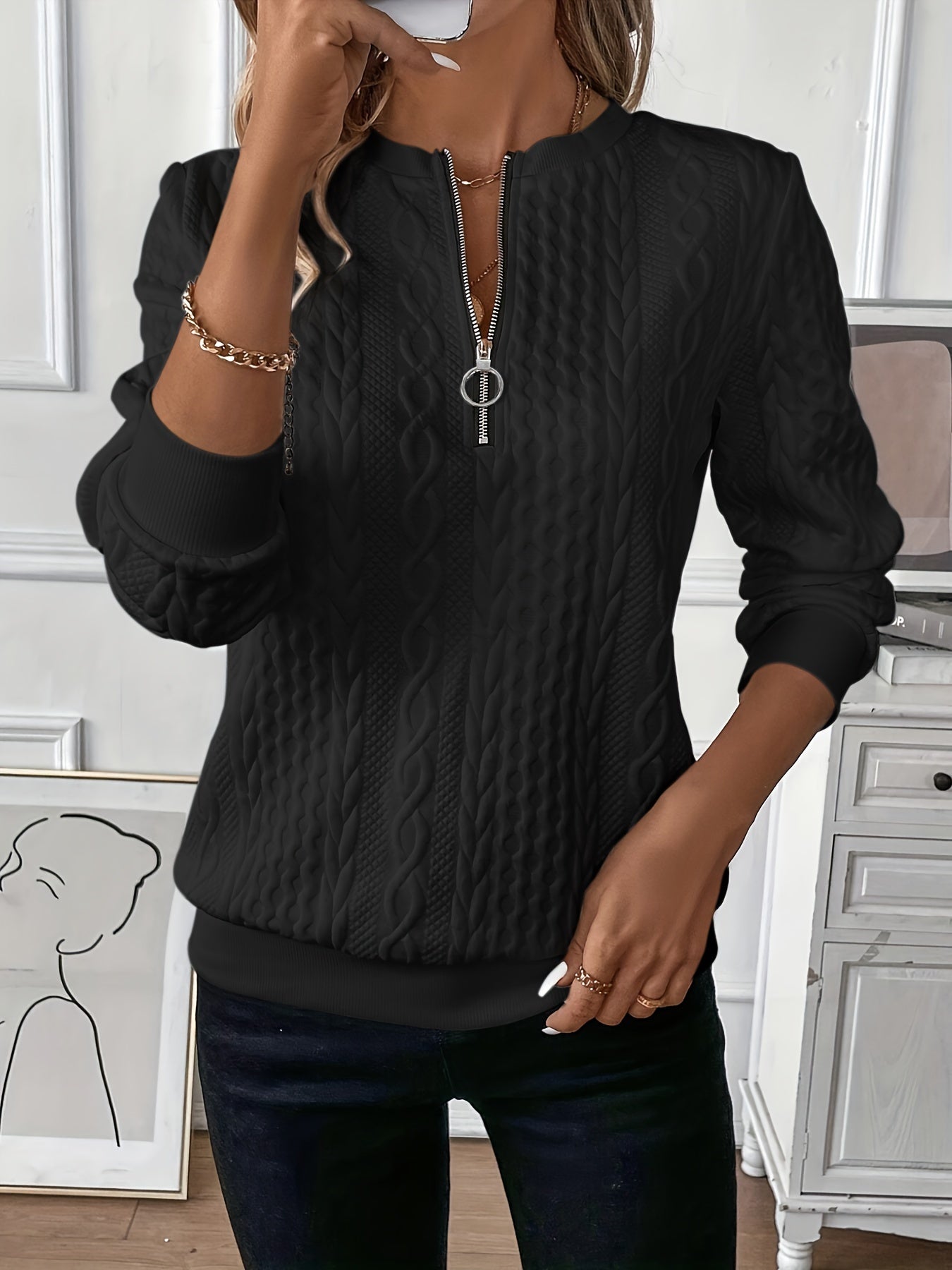 Irma | Elegant zip-up sweater for comfort and style