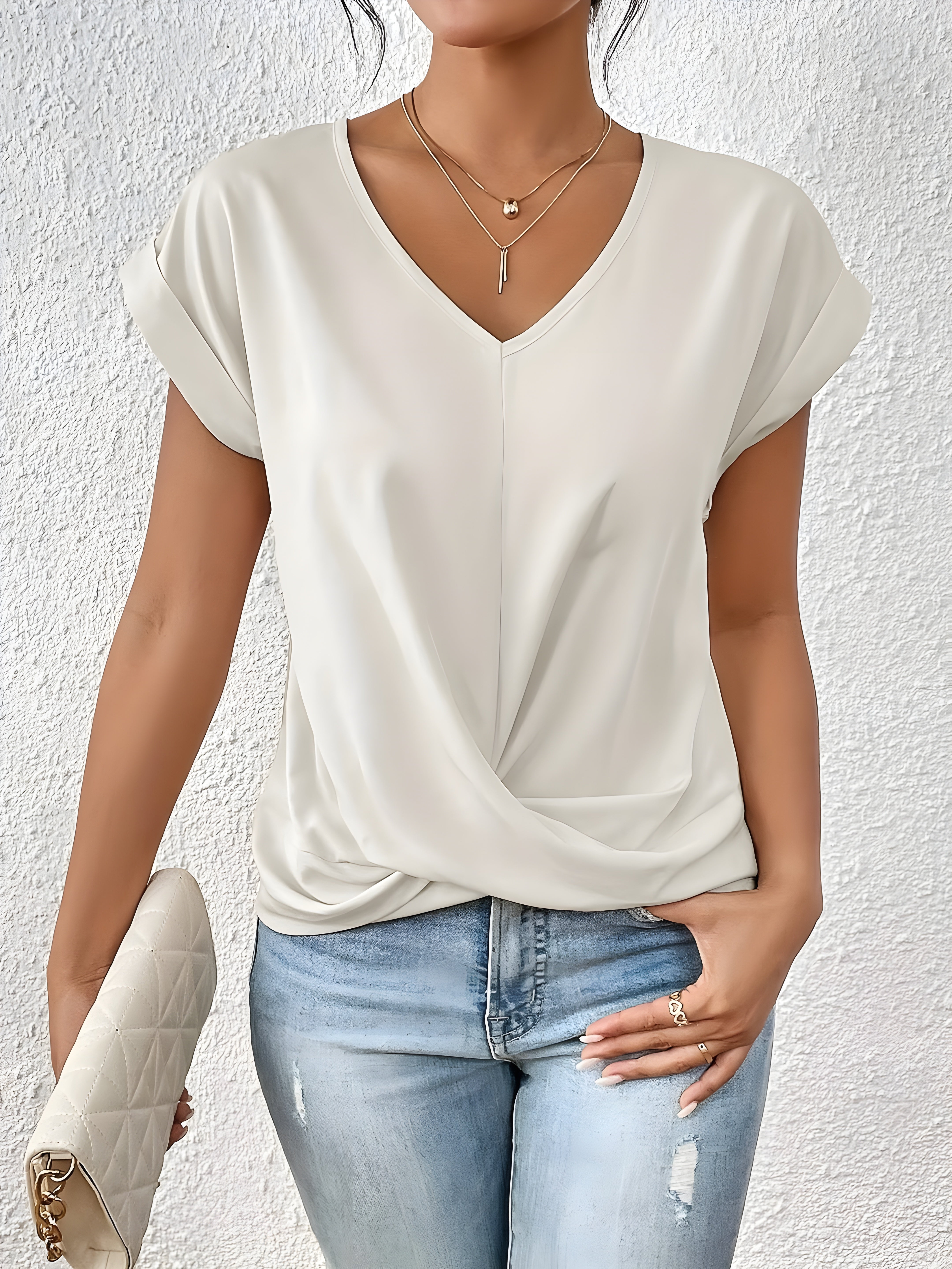 Naya™ | Casual T-shirt met V-hals -  Perfect voor de Lente!