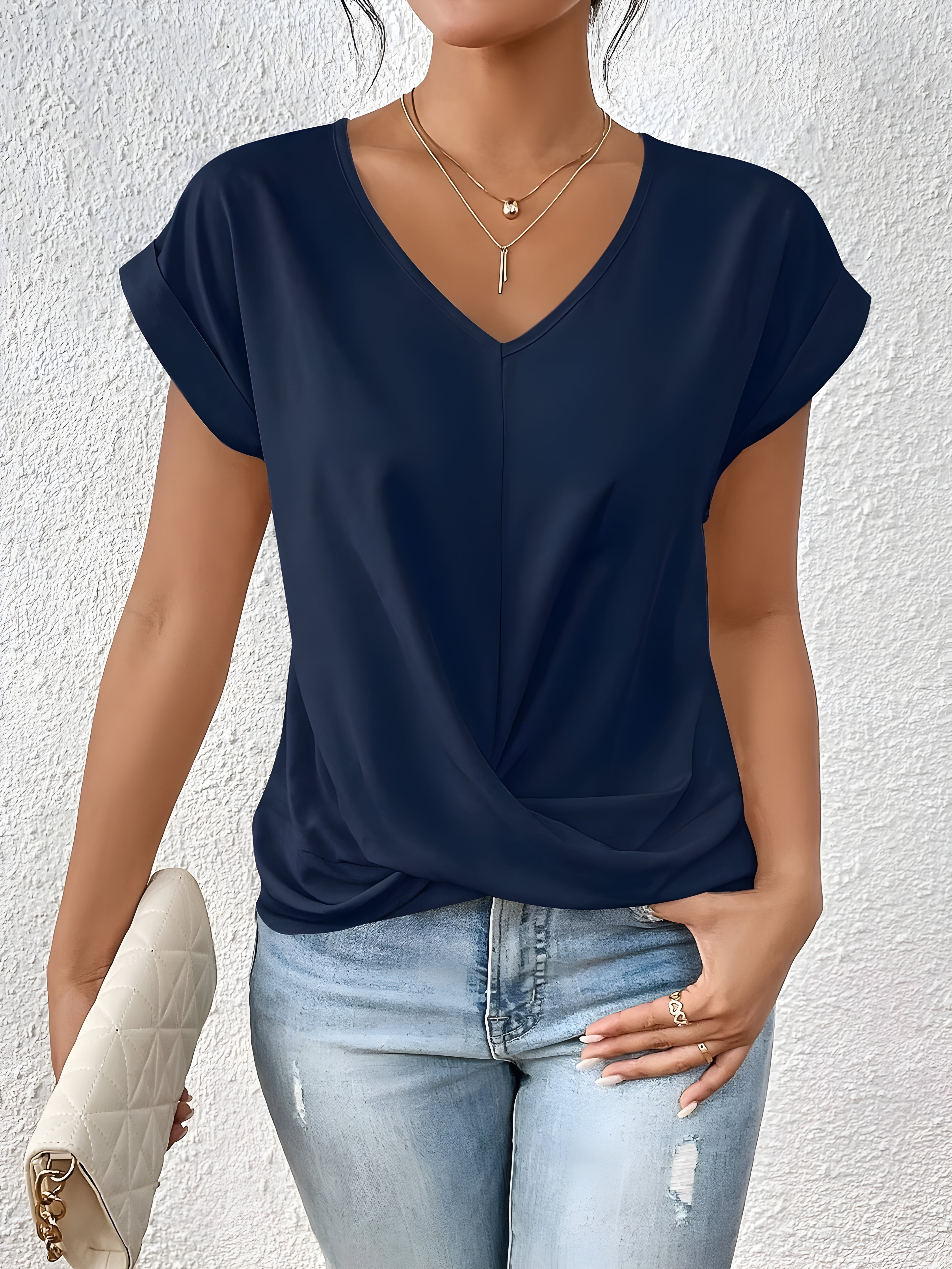 Naya™ | Casual T-shirt met V-hals -  Perfect voor de Lente!